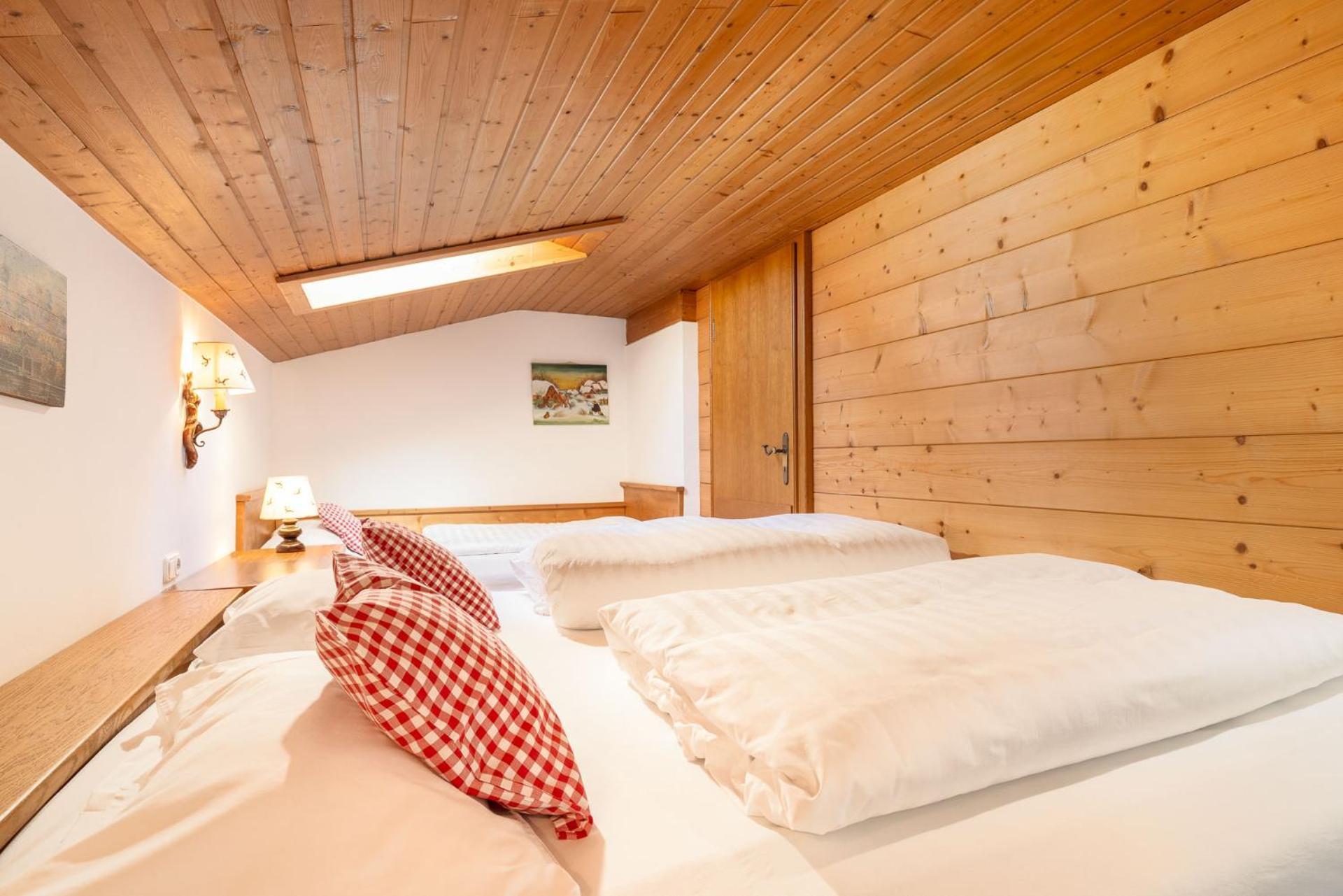 Landhaus Pichler Mit Sauna โรพอลดิง ภายนอก รูปภาพ